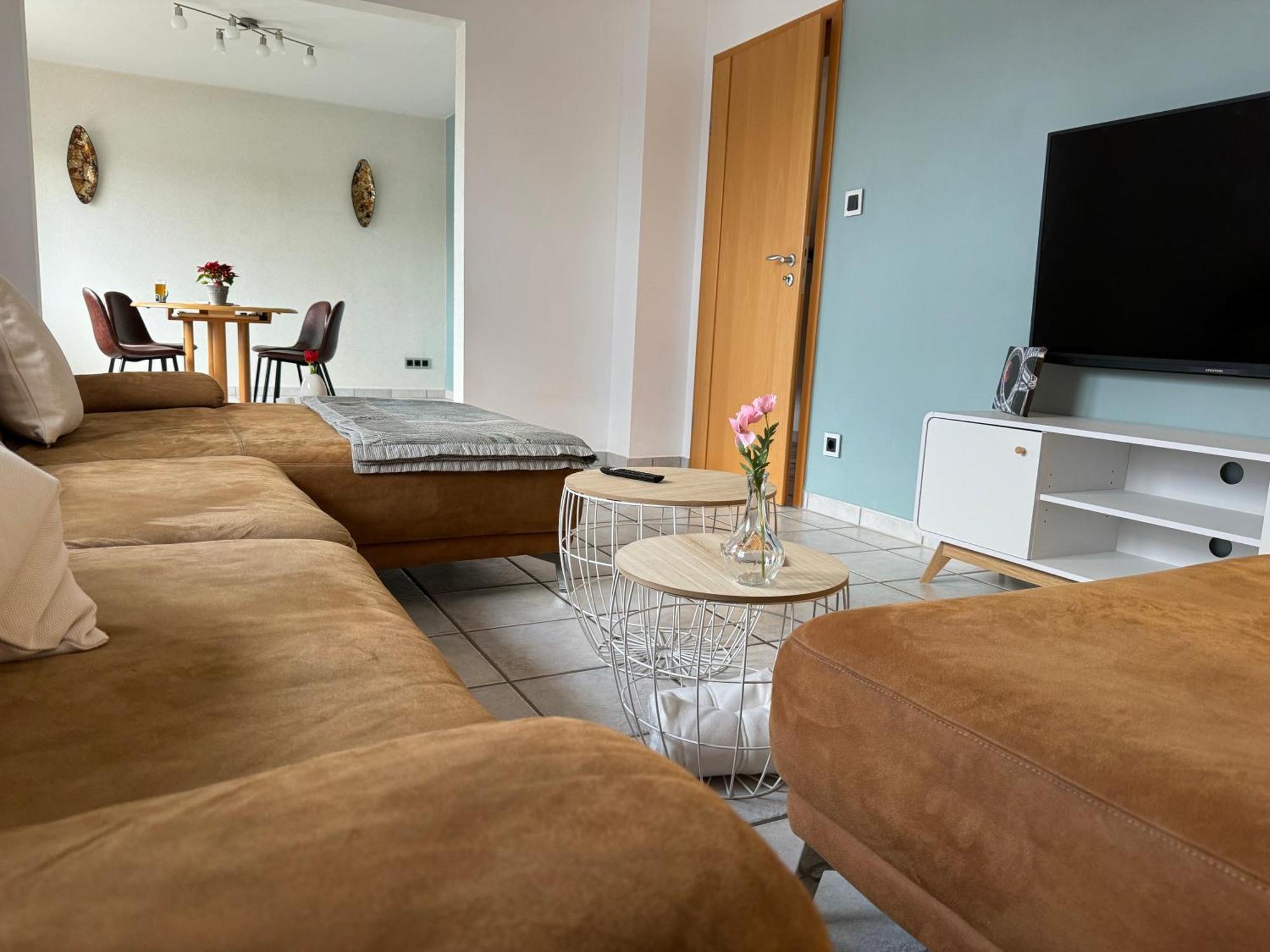Ruhrpott Residenz - 3 Zimmer Suite - 70Qm Mit Balkon Oberhausen  Eksteriør billede